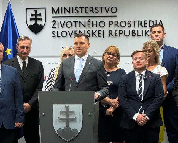 Parlament dal zelenú Tarabovej obnove rodinných domov bez energetických certifikátov
