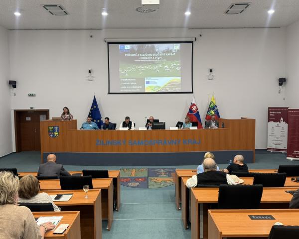 Ochrana dedičstva Karpát spojila odborníkov zo Slovenska a Poľska